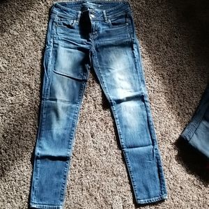 AE || Skinny Jeans